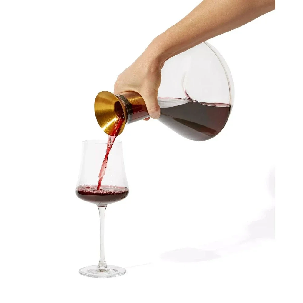 Rabbit Premium Wine Decanter with Sediment Strainer and Integrated Aerator - New